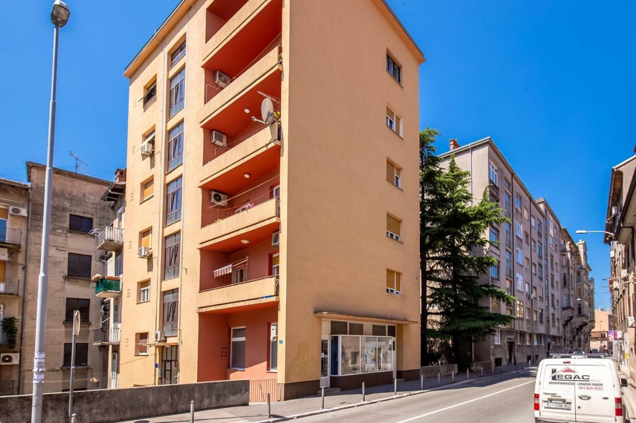 Rina Apartment Rijeka Exteriör bild